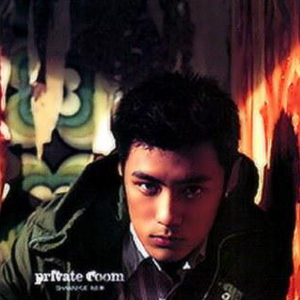 三个黑人和一个白人怎么念
